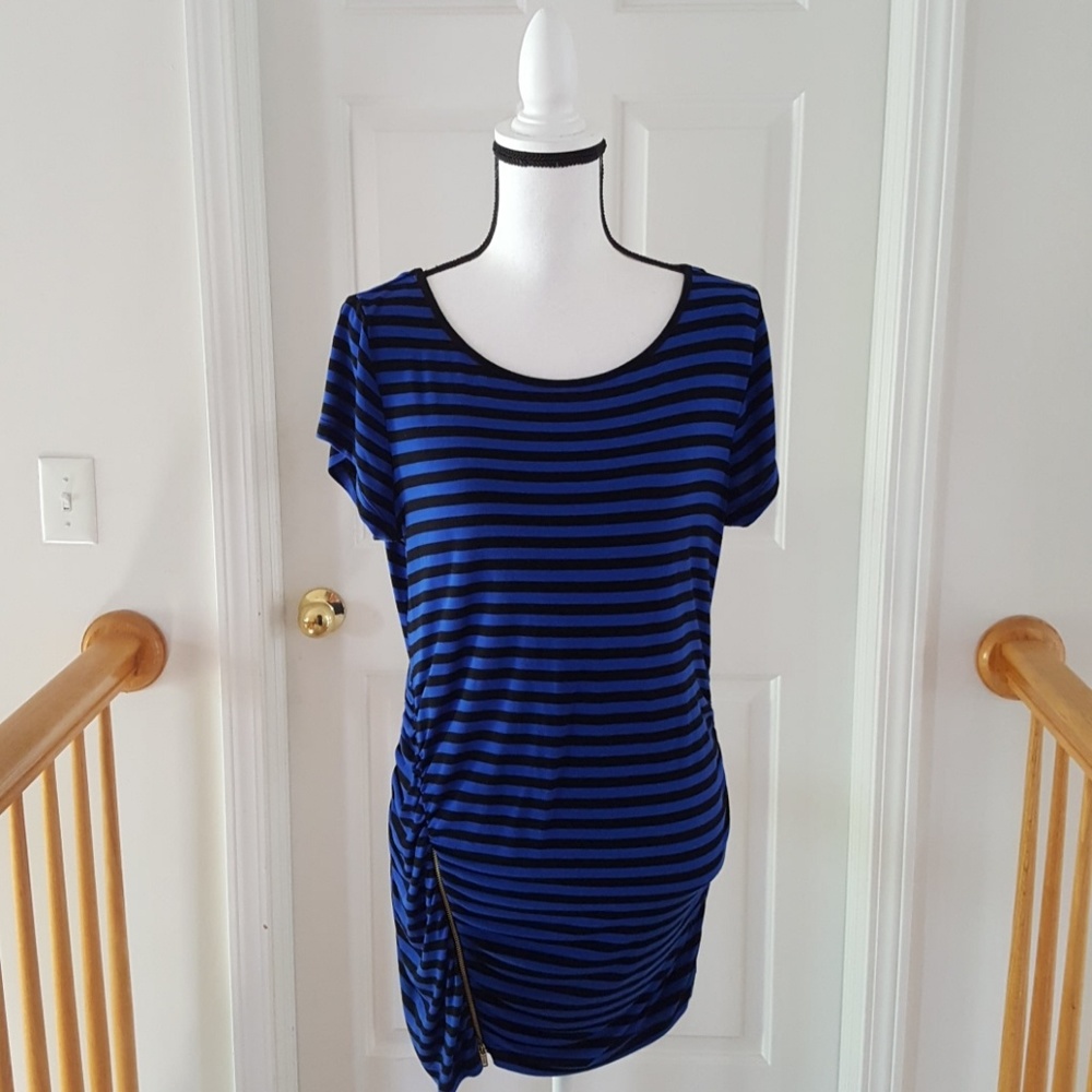 17:05 - Cable & Gauge Striped Blouse with side zip - Picture 1 of 7
